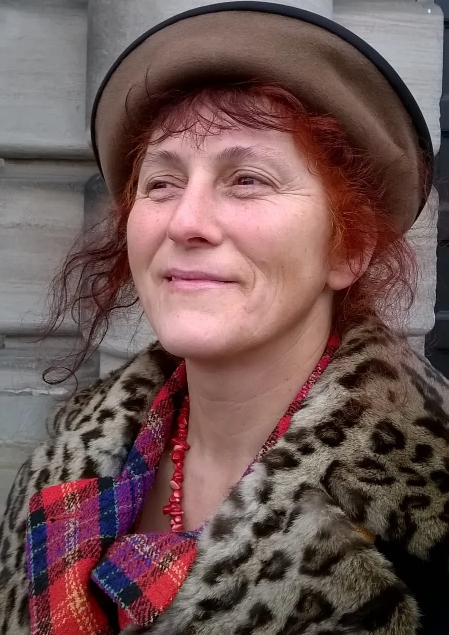 Violeta seitlich